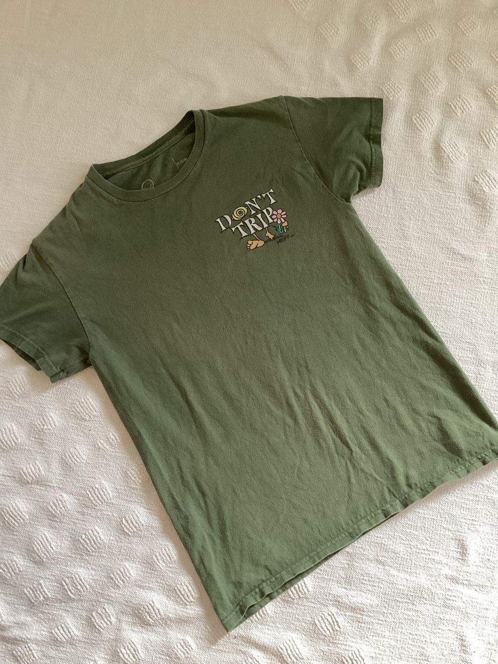 Neff Don't Trip We're Going Nowhere Graphic T-Shirt Olive Green Size Small